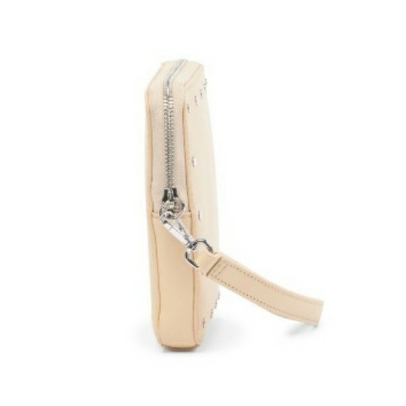 NWT French Connection Cecily Box Wristlet - Picture 4 of 5